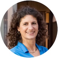 Suzanne Heck headshot